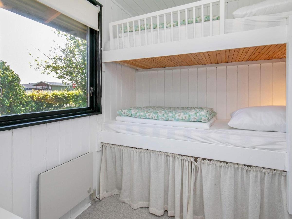 6 Person Holiday Home In Hesselager Εξωτερικό φωτογραφία