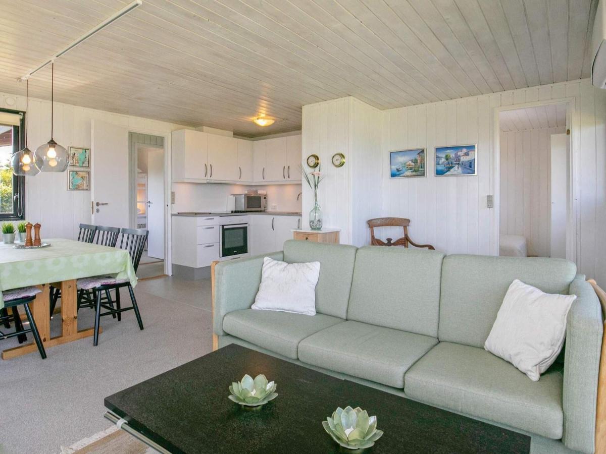 6 Person Holiday Home In Hesselager Εξωτερικό φωτογραφία